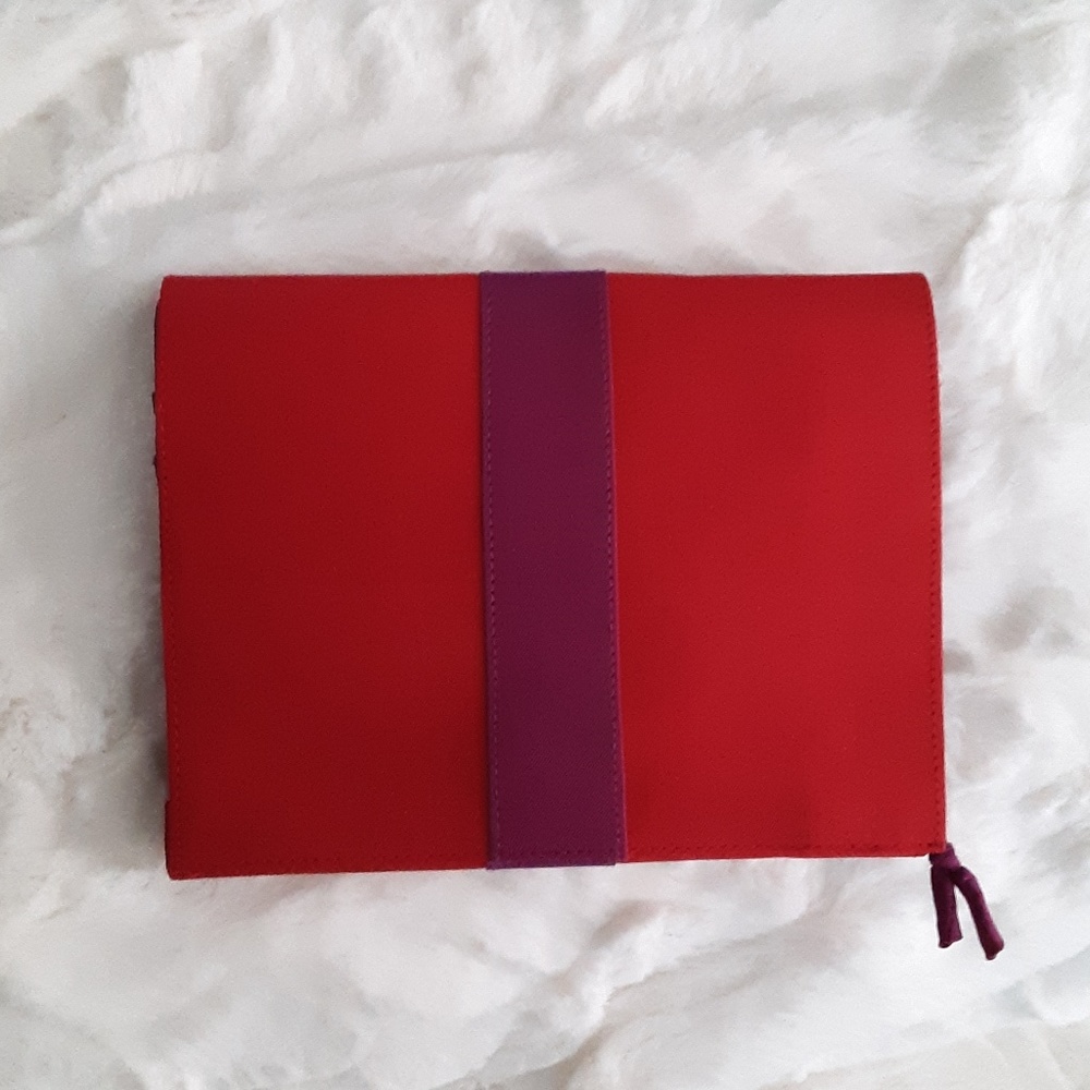 Silk coin / credit card purse